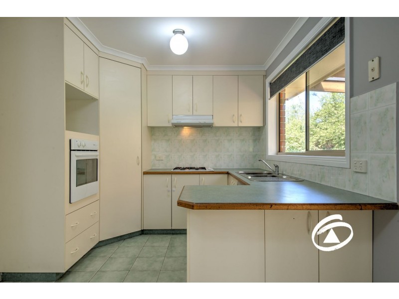 4 Tonia Court, Pakenham VIC 3810