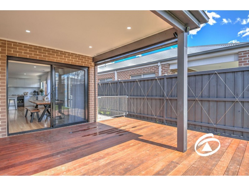 63 Petaluma Crescent, Officer VIC 3809