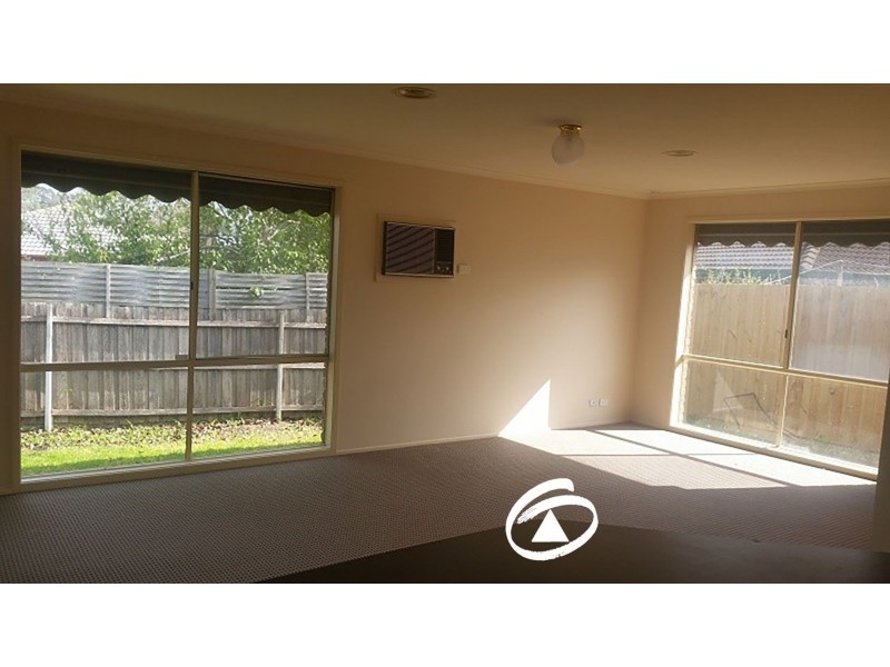 6 Moloney Court, Berwick VIC 3806