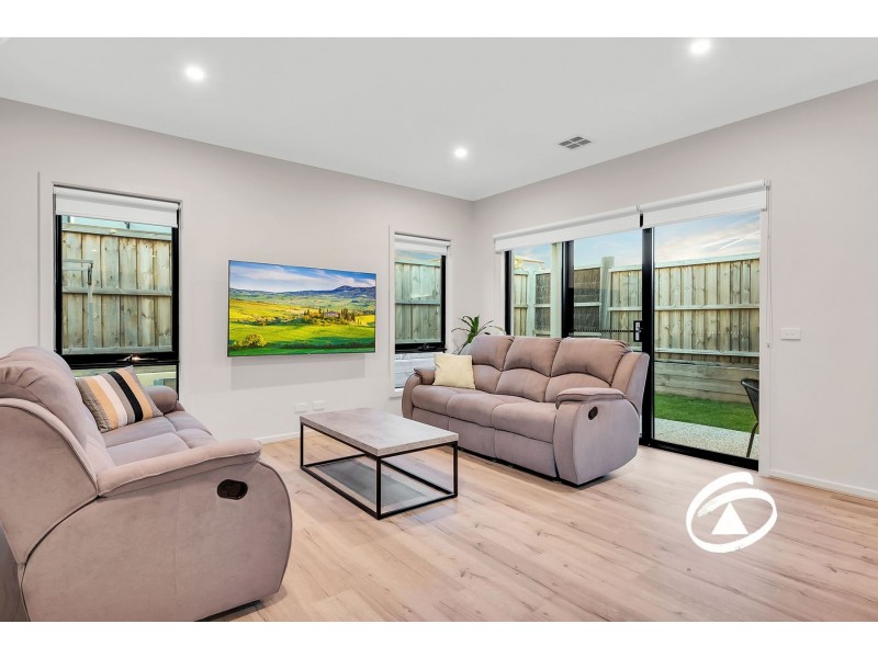 29 Cotswold Crescent, Officer VIC 3809