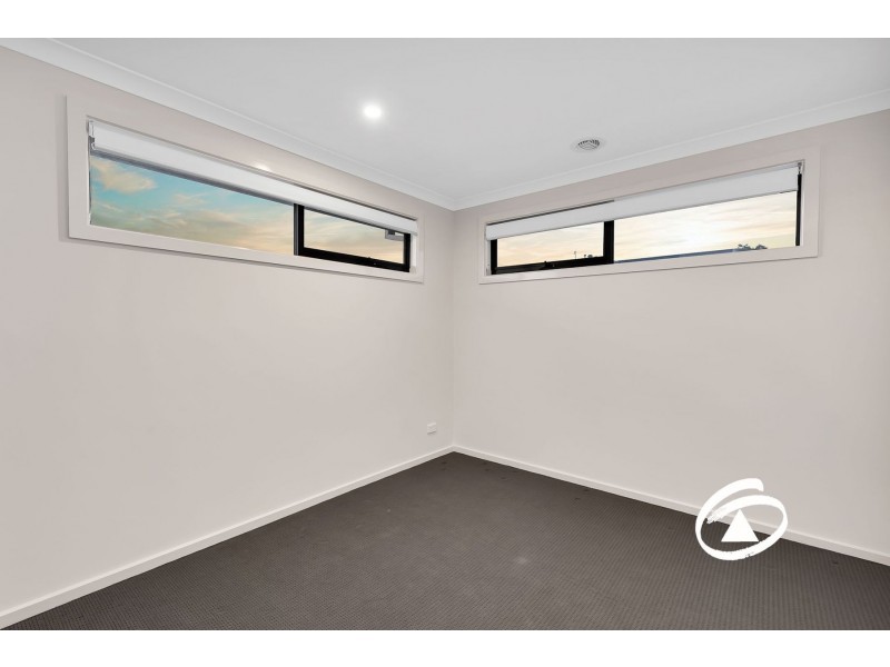 29 Cotswold Crescent, Officer VIC 3809