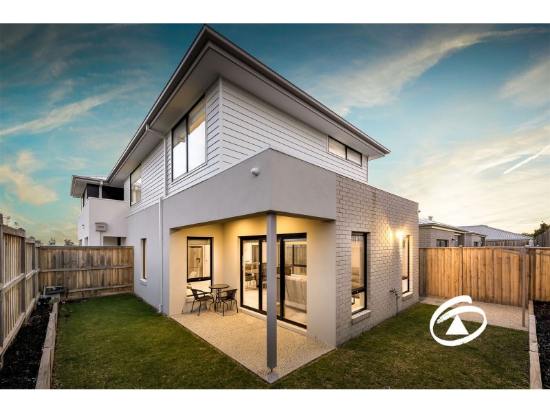 29 Cotswold Crescent, Officer VIC 3809