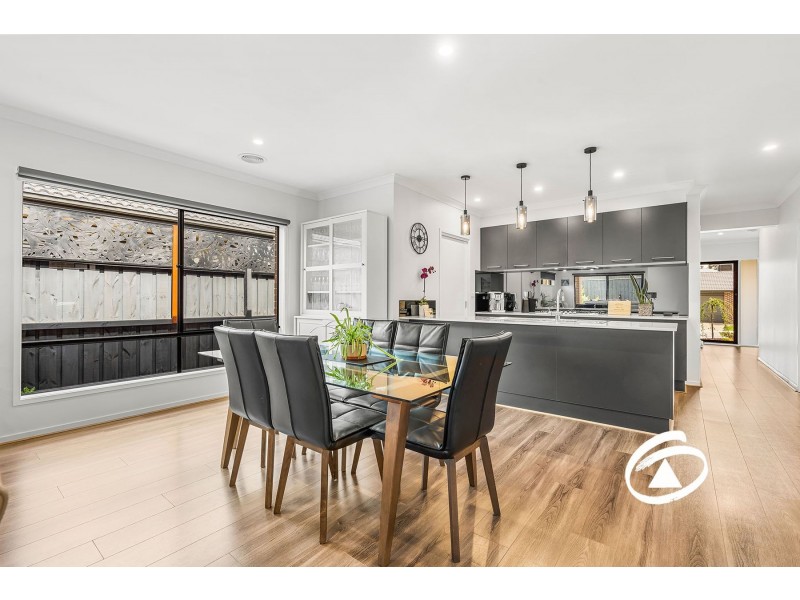 28 Burgess Avenue, Officer VIC 3809