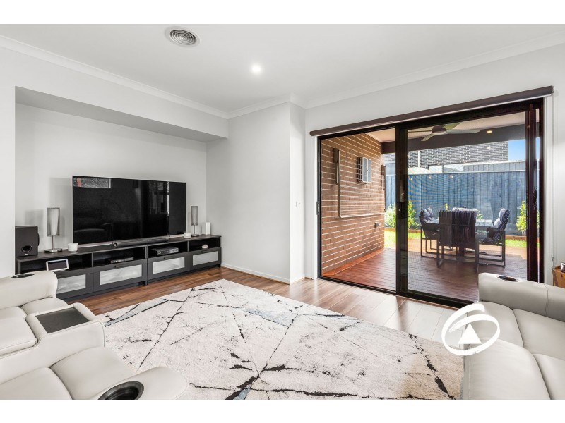 28 Burgess Avenue, Officer VIC 3809