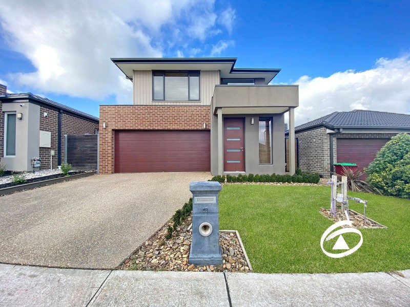 17 Blacksmith Way, Clyde North VIC 3978