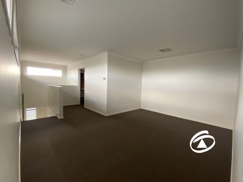 17 Blacksmith Way, Clyde North VIC 3978