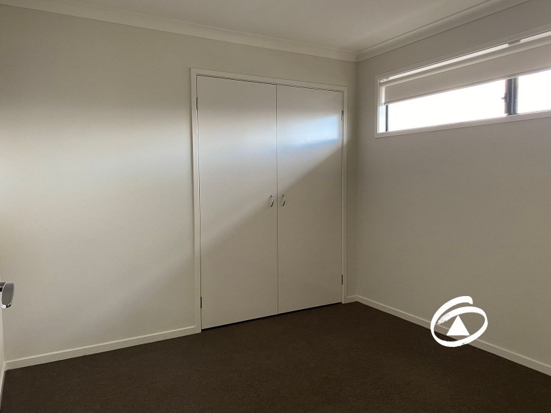 17 Blacksmith Way, Clyde North VIC 3978