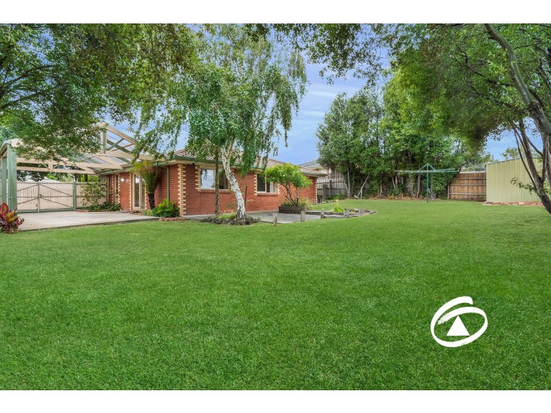 7 Hedgeley Drive, Berwick VIC 3806