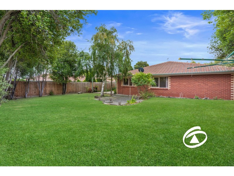 7 Hedgeley Drive, Berwick VIC 3806