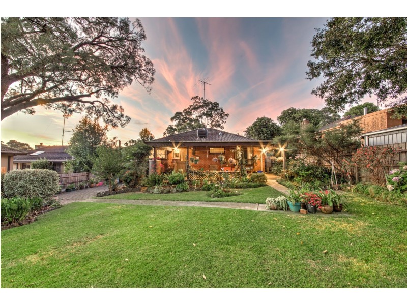 16 York Road, Berwick VIC 3806
