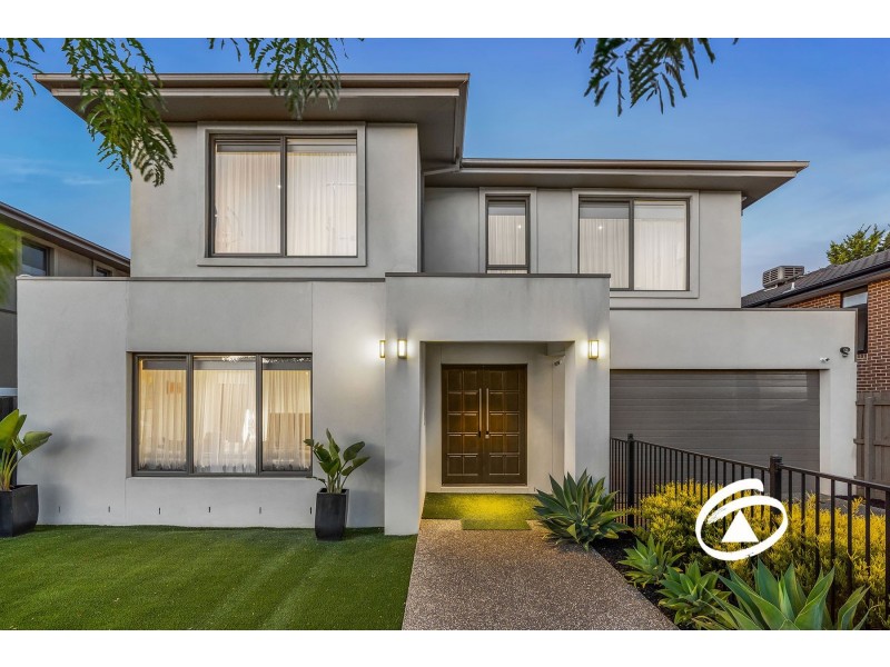 8 Araluen Rise, Narre Warren VIC 3805