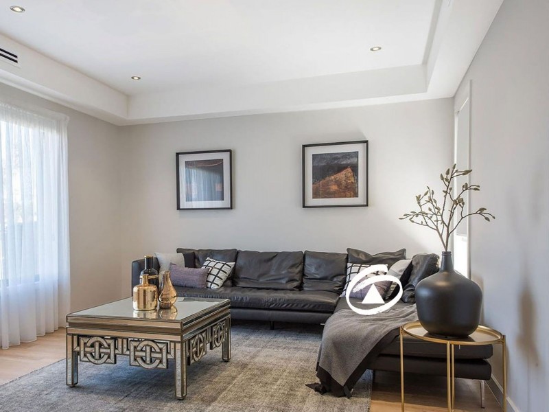 8 Araluen Rise, Narre Warren VIC 3805