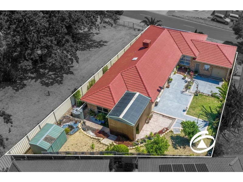 94 Justin Circuit, Hampton Park VIC 3976