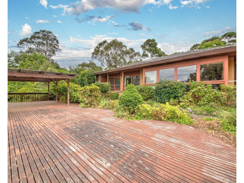 1 Marks Court, Harkaway VIC 3806