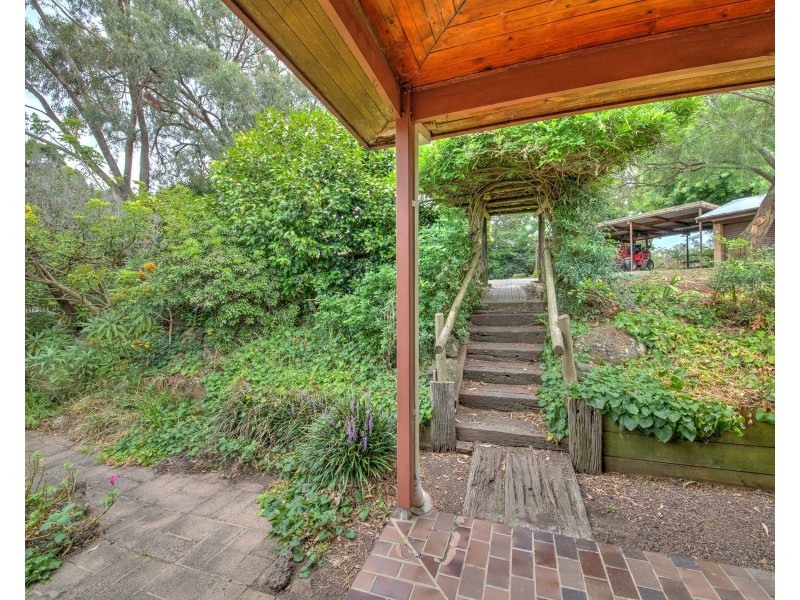 1 Marks Court, Harkaway VIC 3806