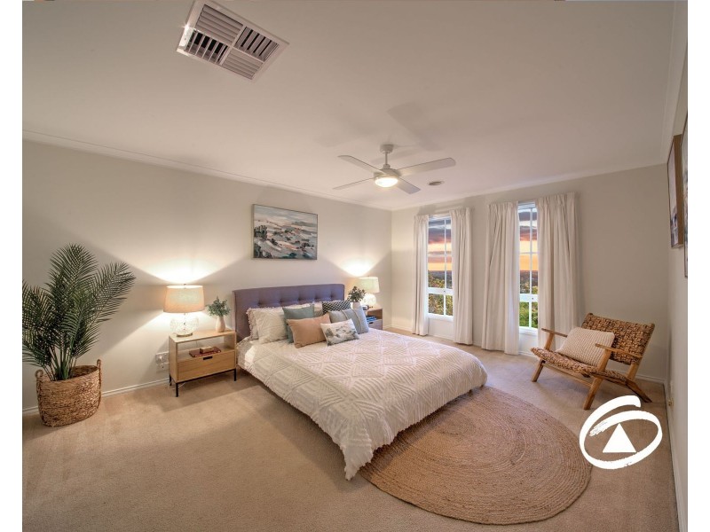 8 Telford Drive, Berwick VIC 3806