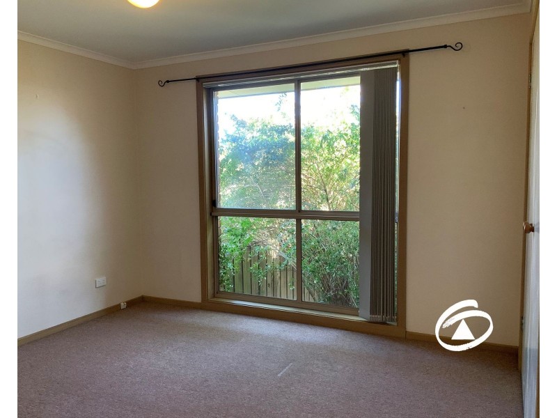 2/20 Temby Close, Endeavour Hills VIC 3802