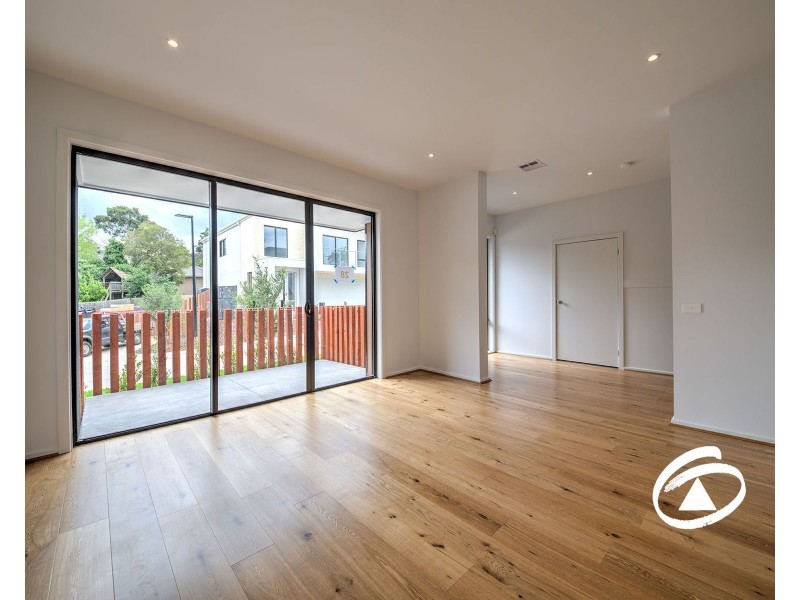 39 Willowdene Way, Berwick VIC 3806