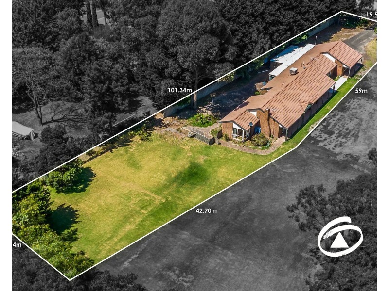 4 Hillsmeade Drive, Narre Warren South VIC 3805