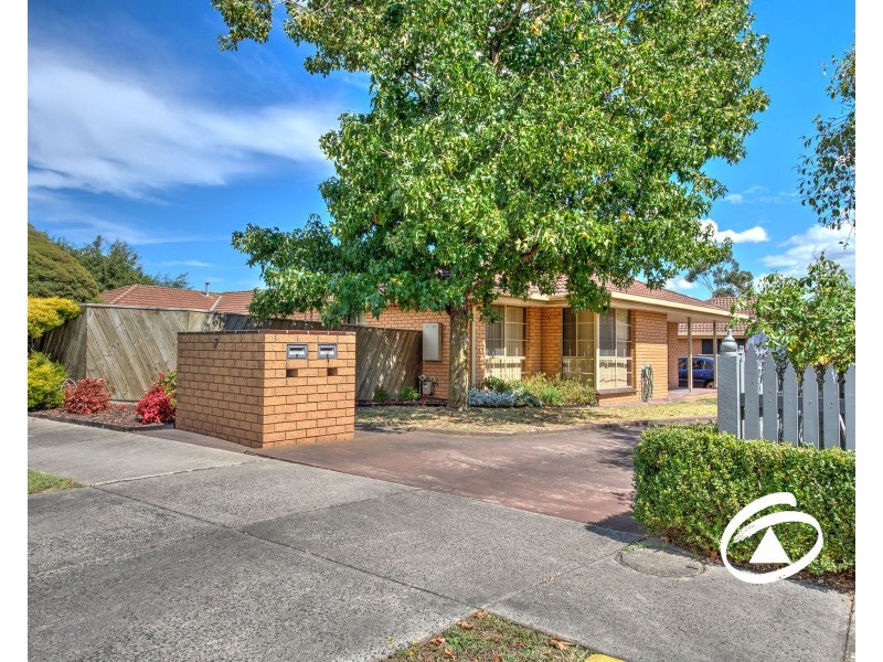 Units 1 & 2/7 Linlithgow Court, Narre Warren VIC 3805