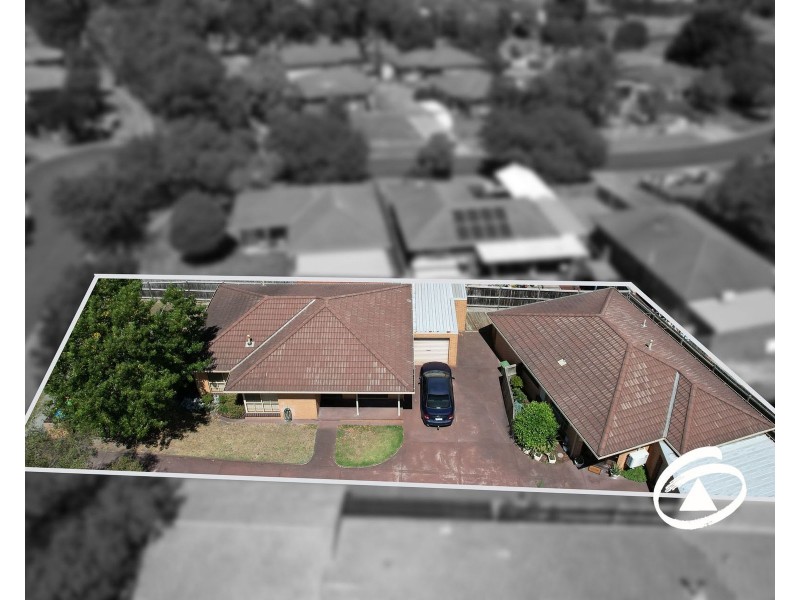 Units 1 & 2/7 Linlithgow Court, Narre Warren VIC 3805