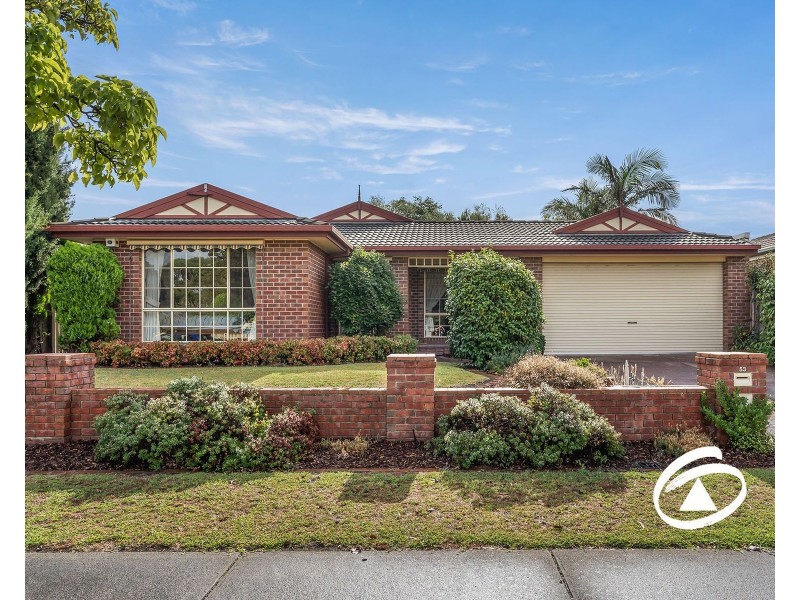53 The Promenade, Narre Warren South VIC 3805