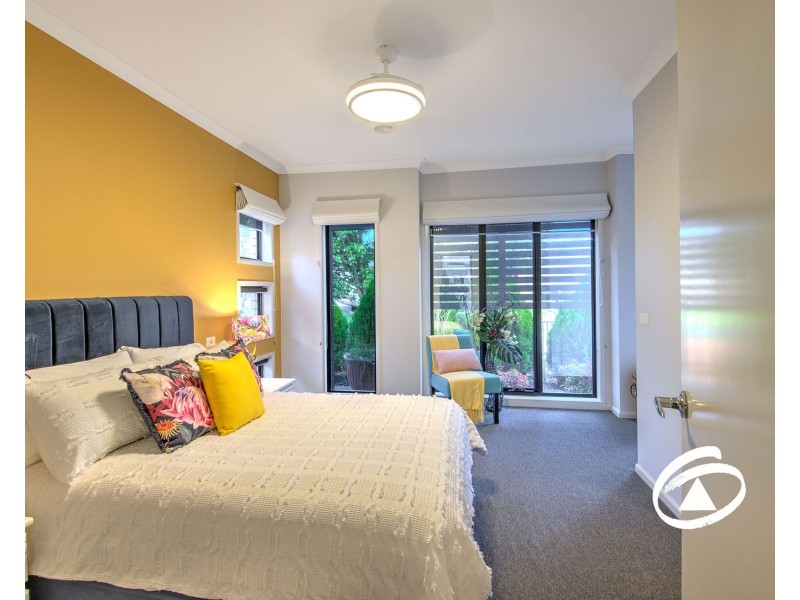 12 Downing Square, Pakenham VIC 3810