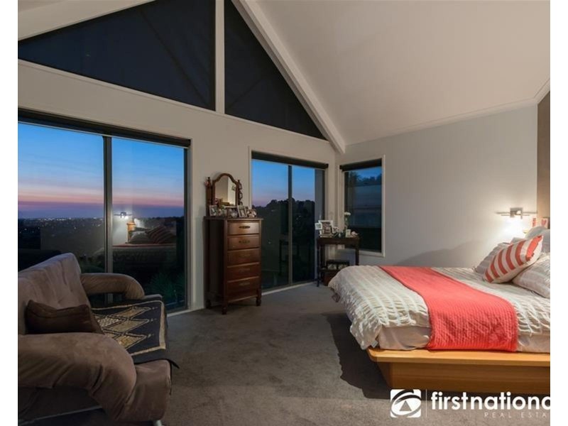 15 Caravelle Court, Berwick VIC 3806