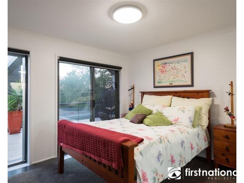 15 Caravelle Court, Berwick VIC 3806