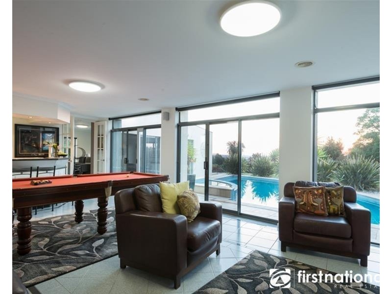 15 Caravelle Court, Berwick VIC 3806