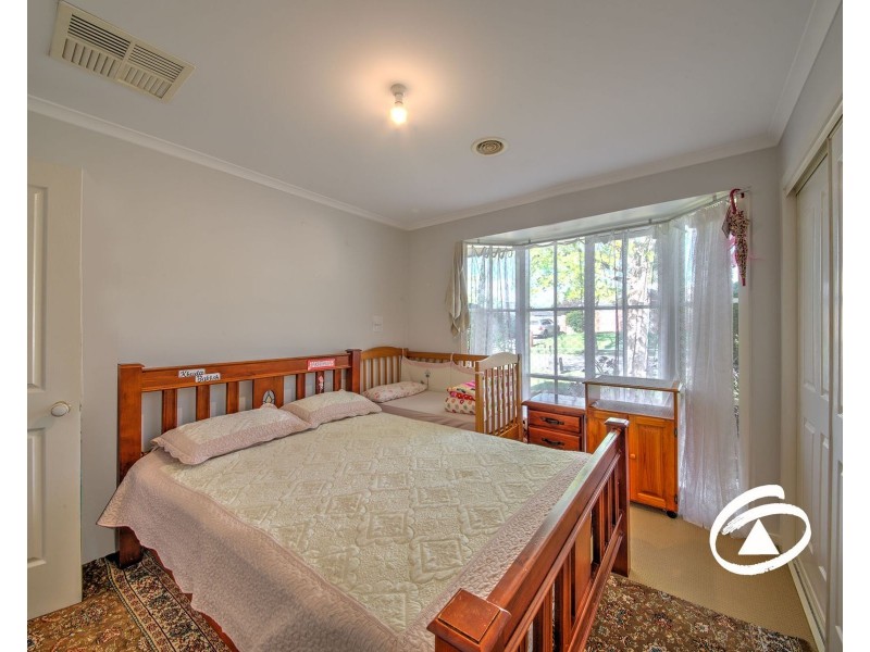19 Geoffrey Court, Narre Warren VIC 3805