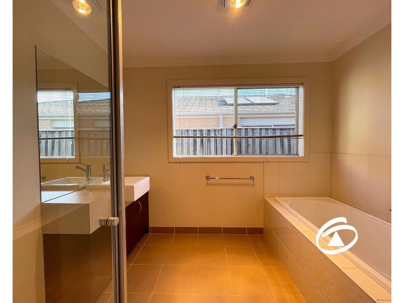 29 Celestine Drive, Officer VIC 3809
