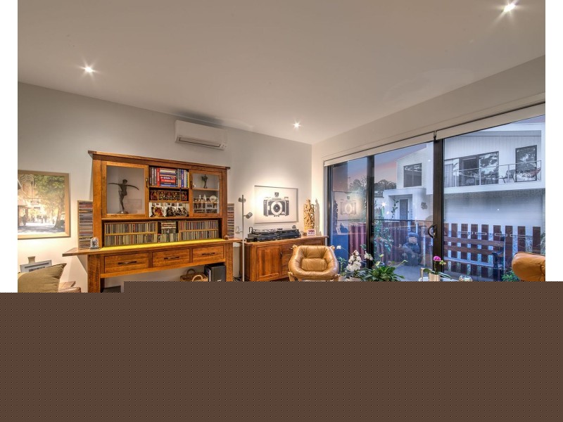 37 Willowdene Way, Berwick VIC 3806