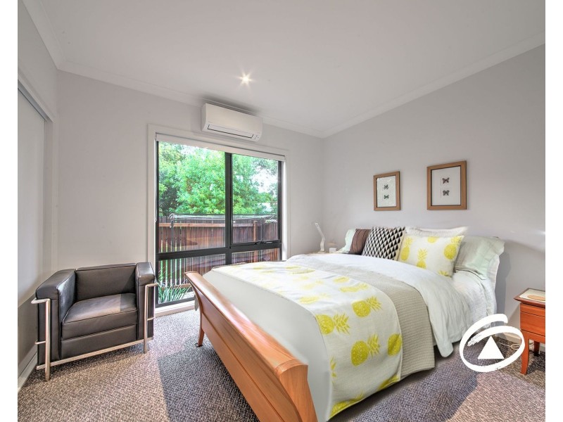 37 Willowdene Way, Berwick VIC 3806