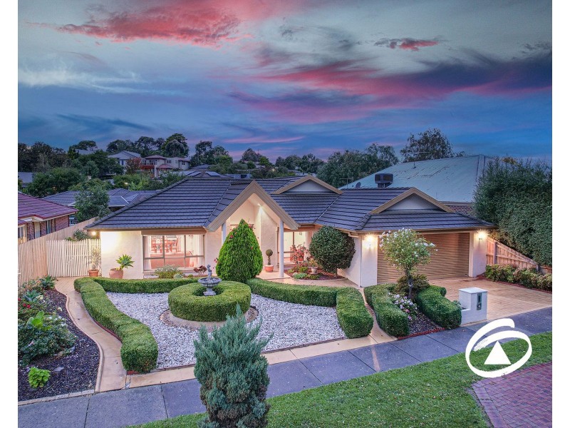 25 Newman Court, Berwick VIC 3806
