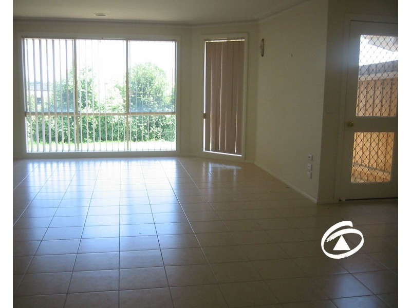 29 John Fisher Drive, Berwick VIC 3806