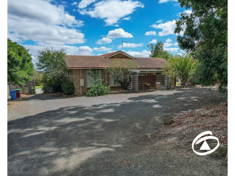 51 William Road, Berwick VIC 3806