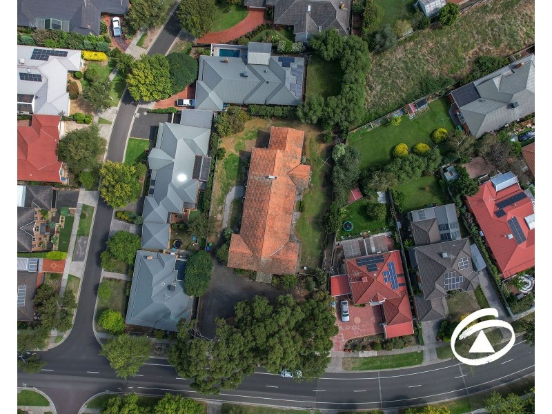 51 William Road, Berwick VIC 3806