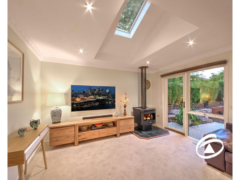 6 Newsom Court, Berwick VIC 3806