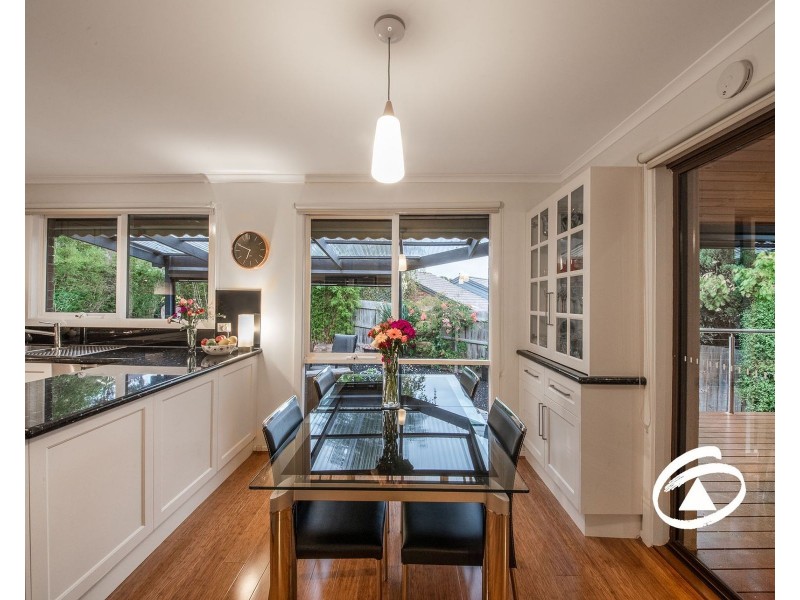 6 Newsom Court, Berwick VIC 3806