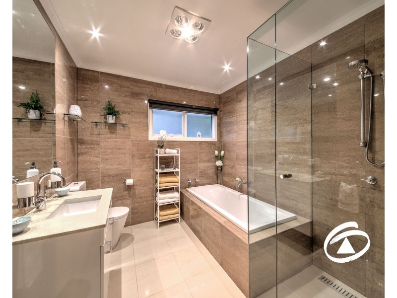 6 Newsom Court, Berwick VIC 3806