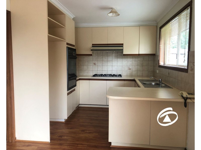 1/4 Ravensthorpe Crescent, Narre Warren VIC 3805