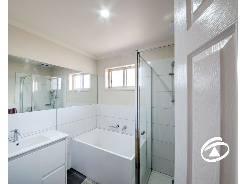 44 Hancock Drive, Berwick VIC 3806