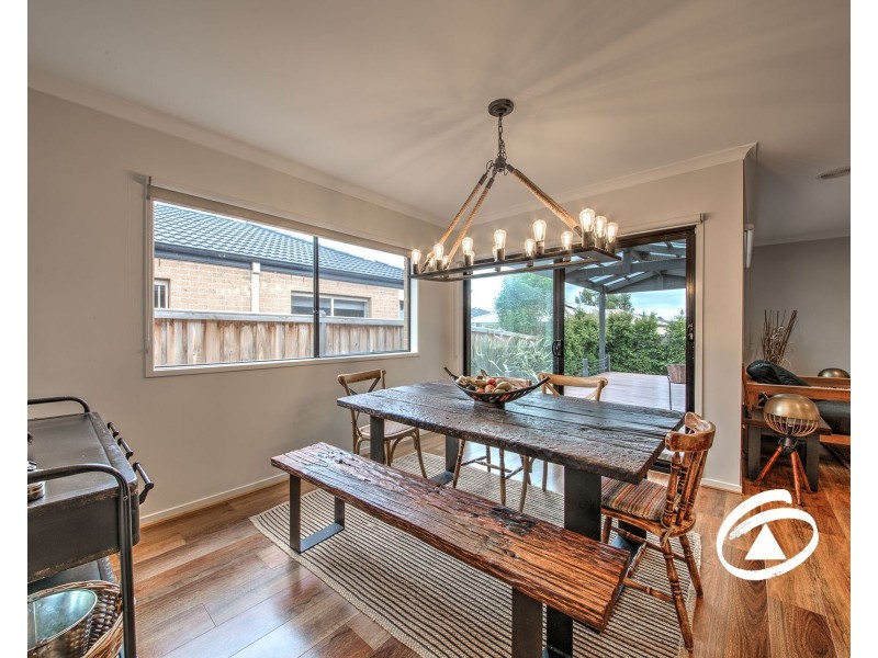 4 Garland Street, Pakenham VIC 3810