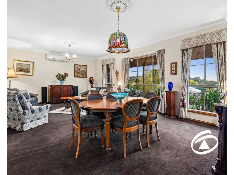 4-5 Bethel Close, Narre Warren North VIC 3804