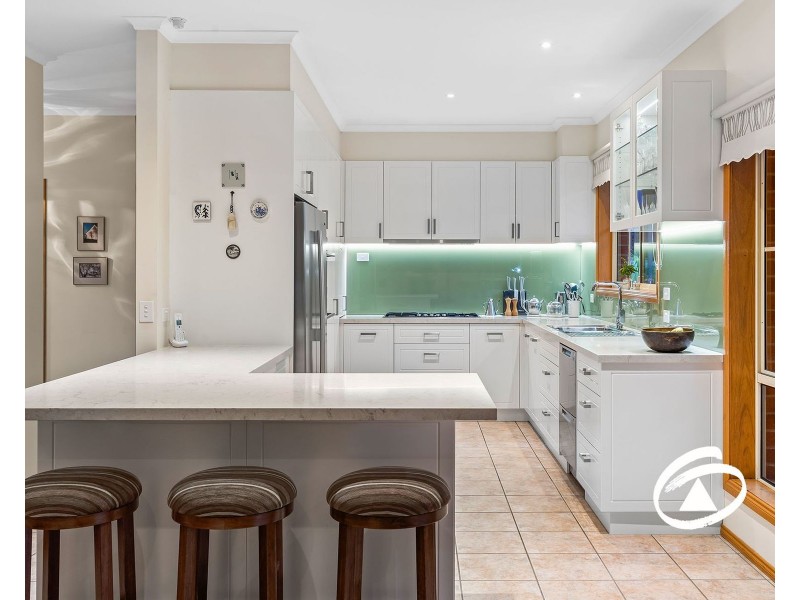 4-5 Bethel Close, Narre Warren North VIC 3804