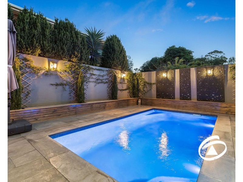 15 Snowgum Court, Narre Warren South VIC 3805