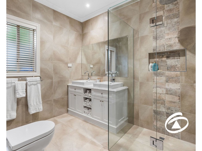 15 Snowgum Court, Narre Warren South VIC 3805