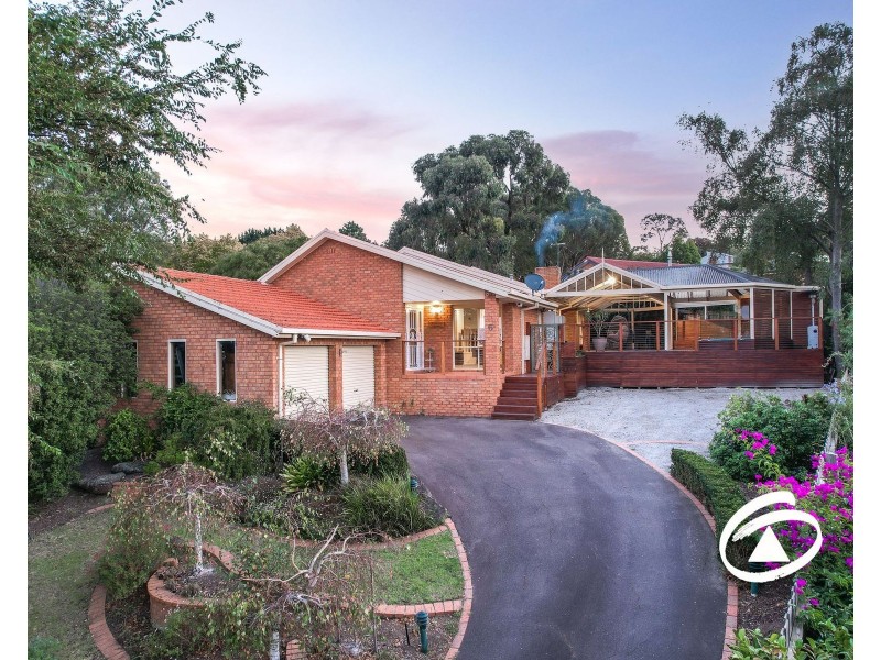 6 Gretel Place, Berwick VIC 3806