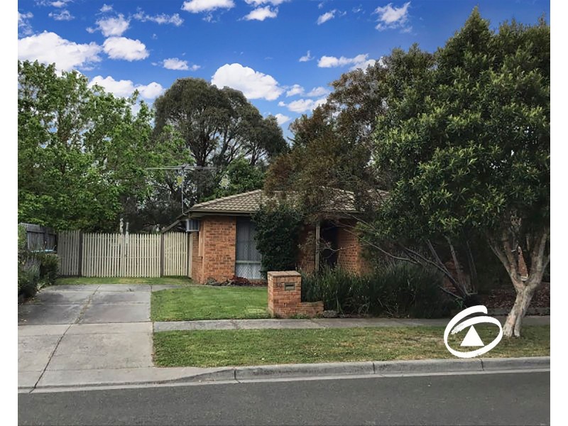 50 Collins Crescent, Berwick VIC 3806